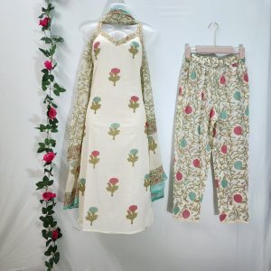 Alternative view of Lekha Ivory Bloom Kurti