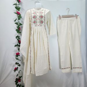Alternative view of Manohari Ivory Grace 3-Piece Kurti Set